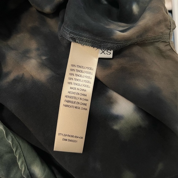 Cloth & Stone Anthropologie Tie-Dye Button down Shirt - Black Motif Green Brown - Picture 5 of 6